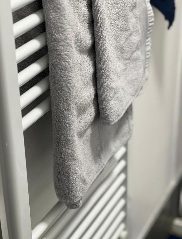 Triple With Private Bath Near Lfc Free Street Parking * Liverpool
